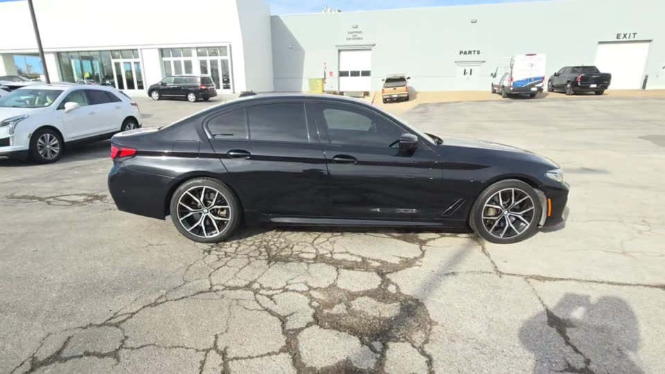 BMW 5 Series Sedan 540i M SPORT LINE снимка BMW 5 Series Sedan 540i M SPORT LINE