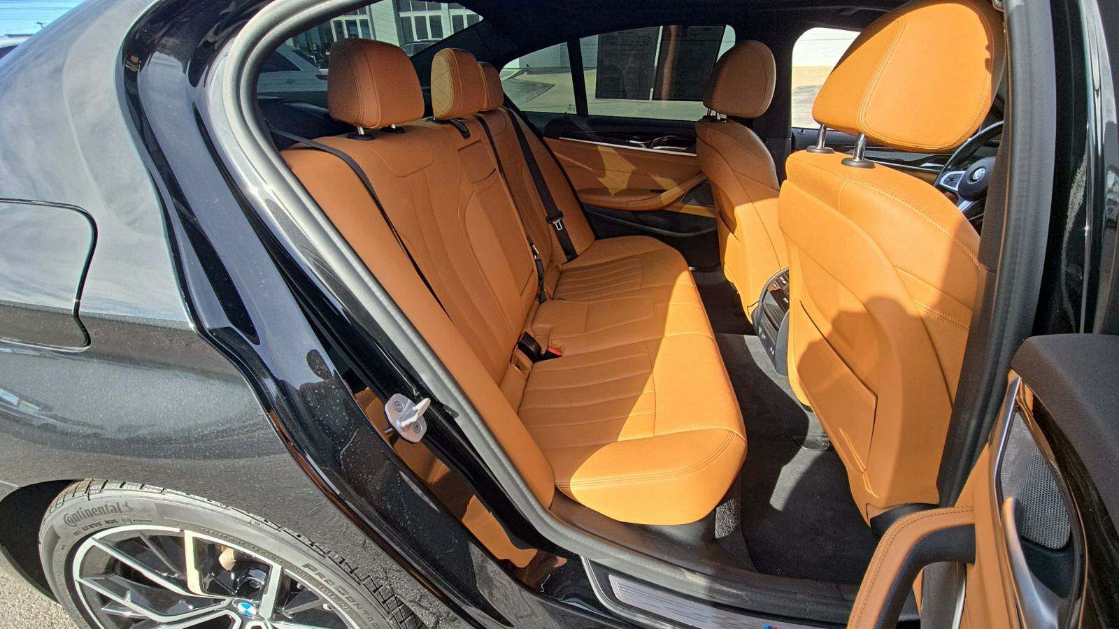BMW 5 Series Sedan 540i M SPORT LINE снимка BMW 5 Series Sedan 540i M SPORT LINE