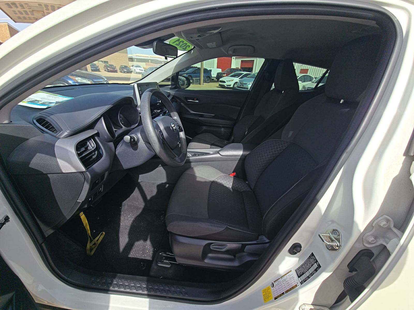 2021 Toyota C-HR LE FWD