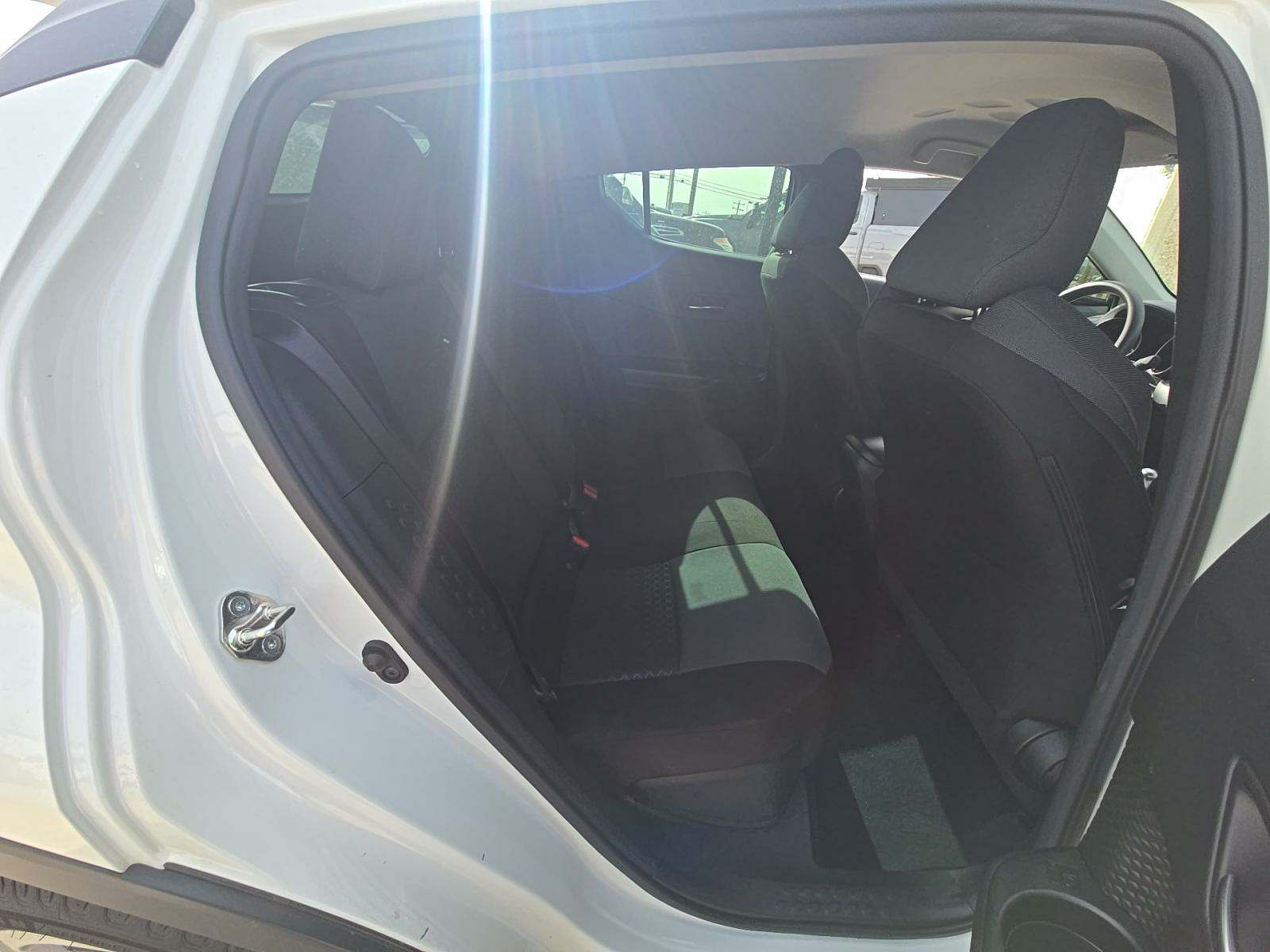 2021 Toyota C-HR LE FWD