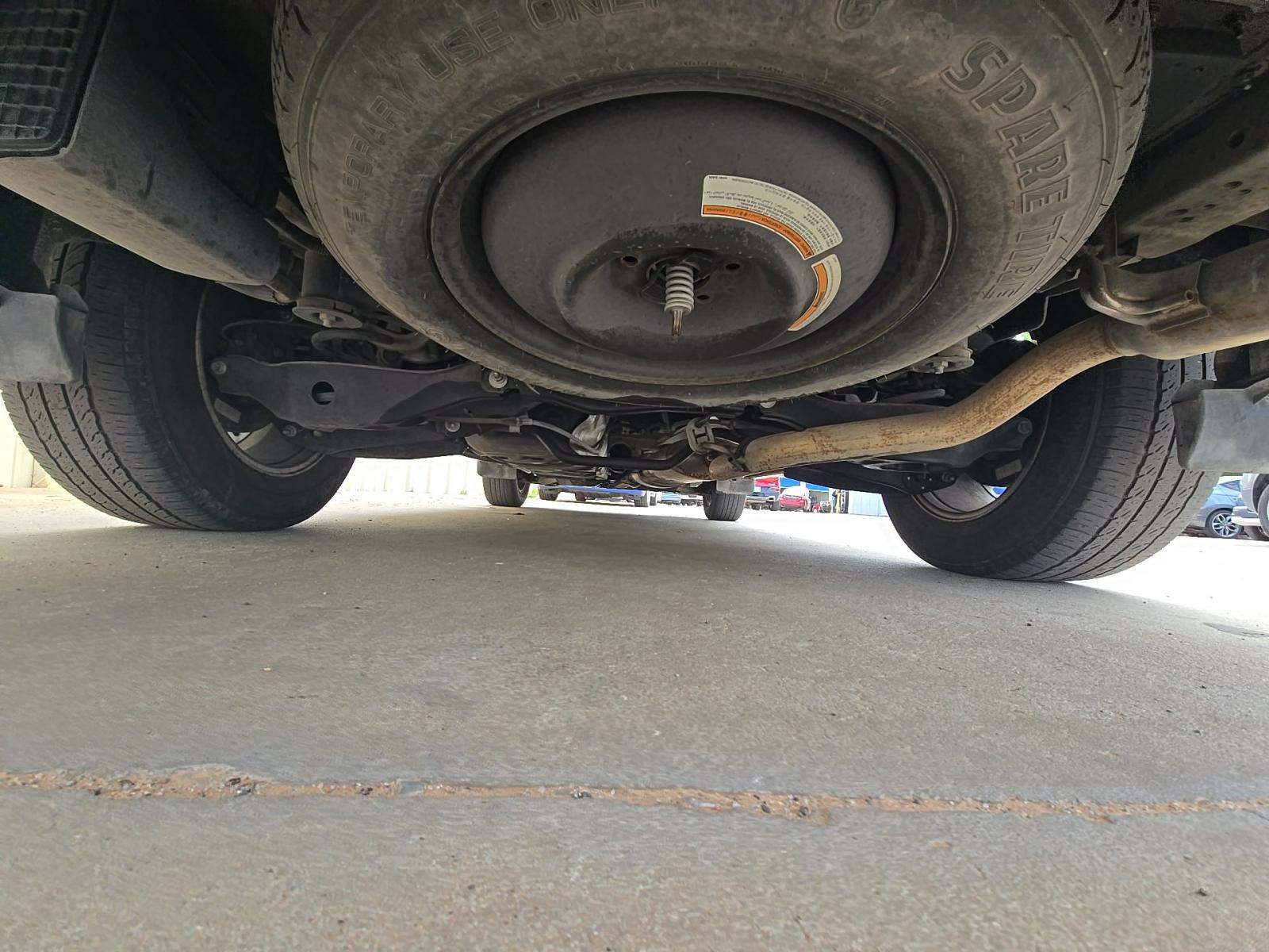 2017 Nissan Pathfinder SL FWD