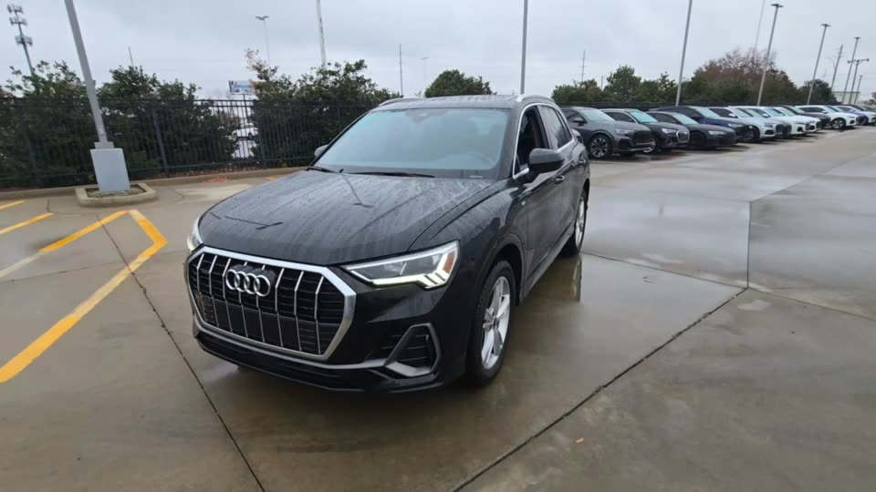 2022 Audi Q3 2.0T S line Premium Plus