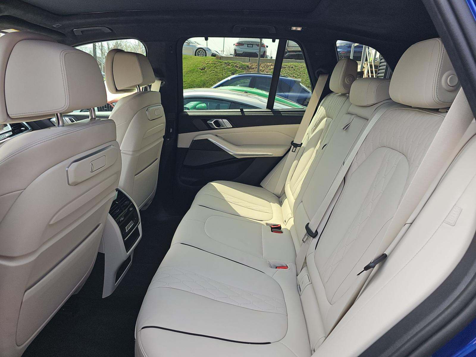 2024 BMW X5 M60i xDrive AWD