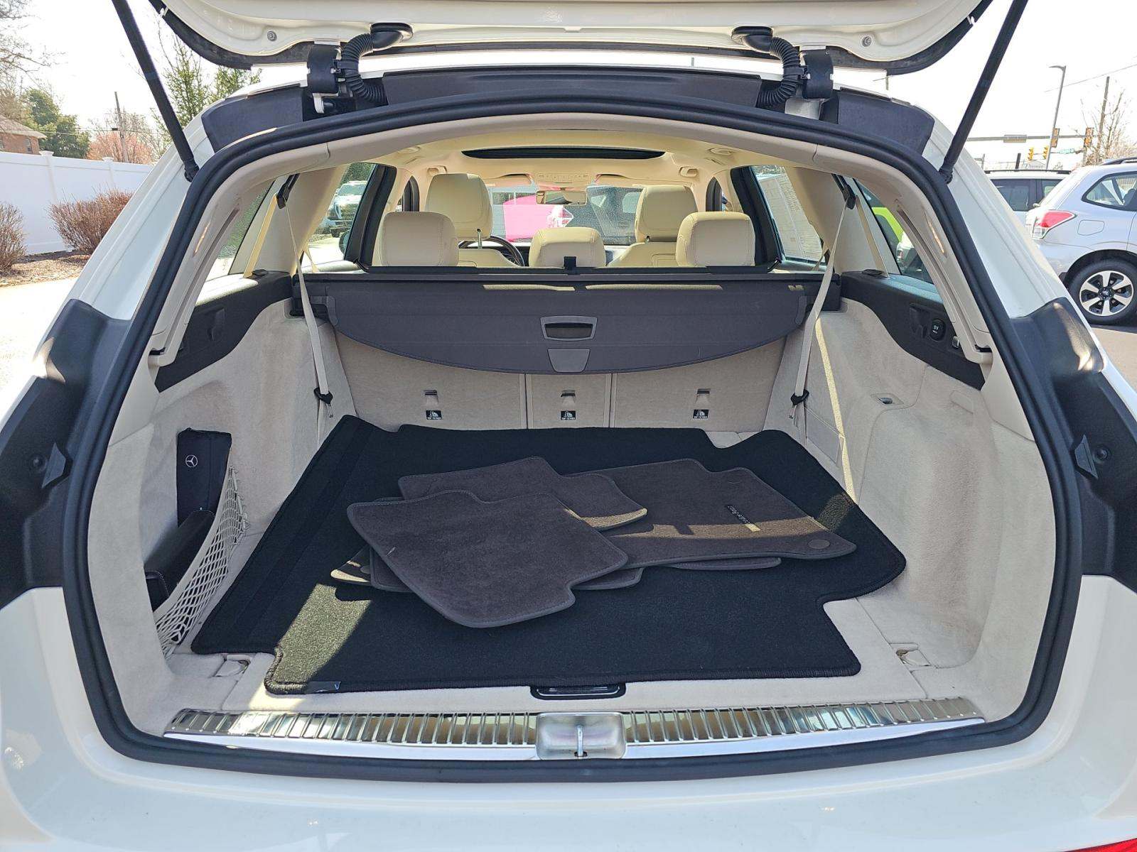 MERCEDES-BENZ E-CLASS - 10