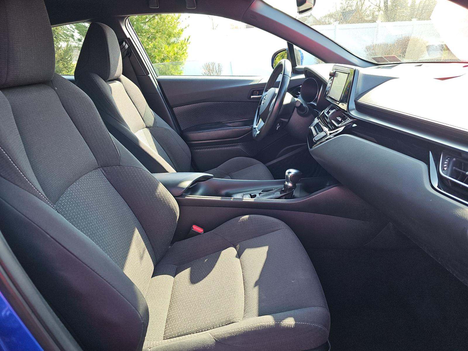 2018 Toyota C-HR XLE Premium FWD