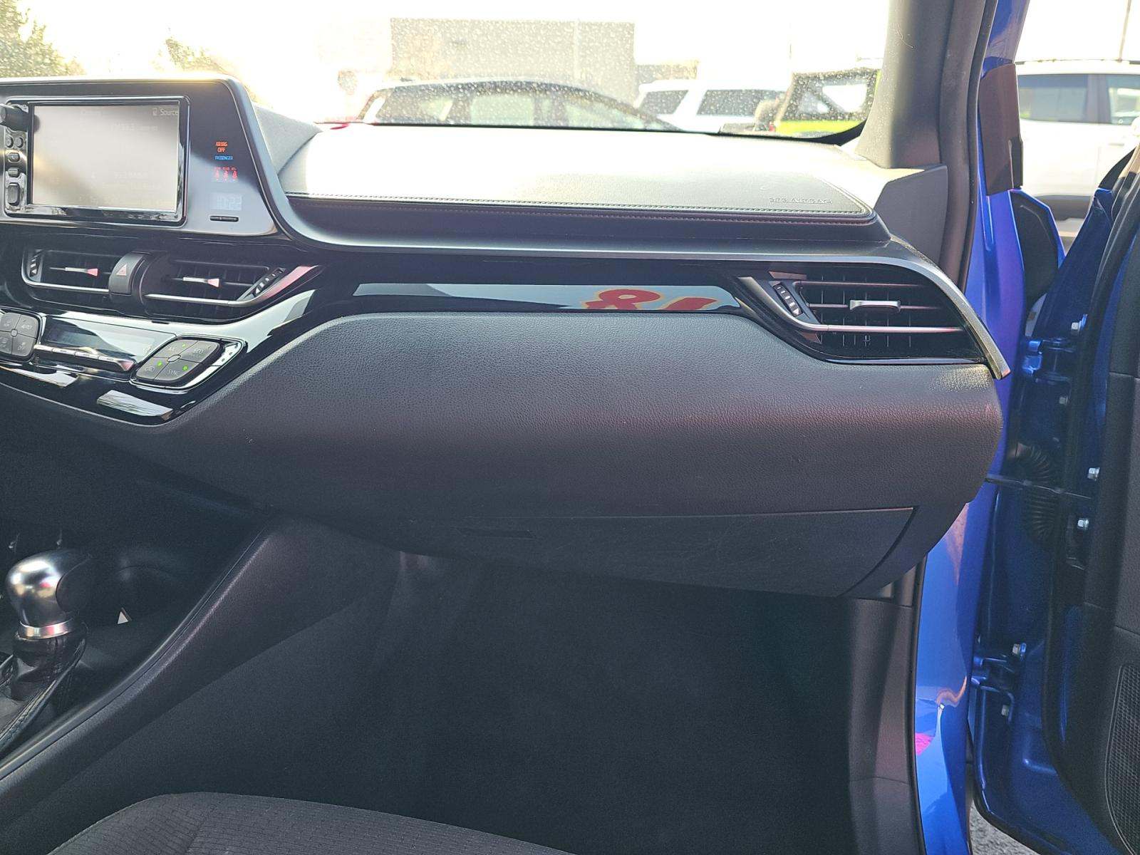 2018 Toyota C-HR XLE Premium FWD