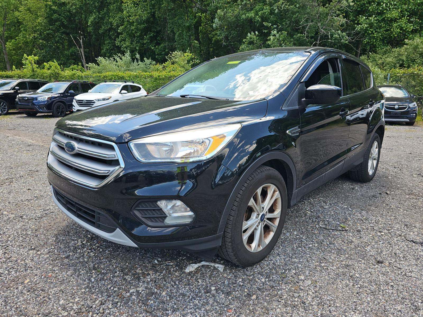 FORD ESCAPE - 1