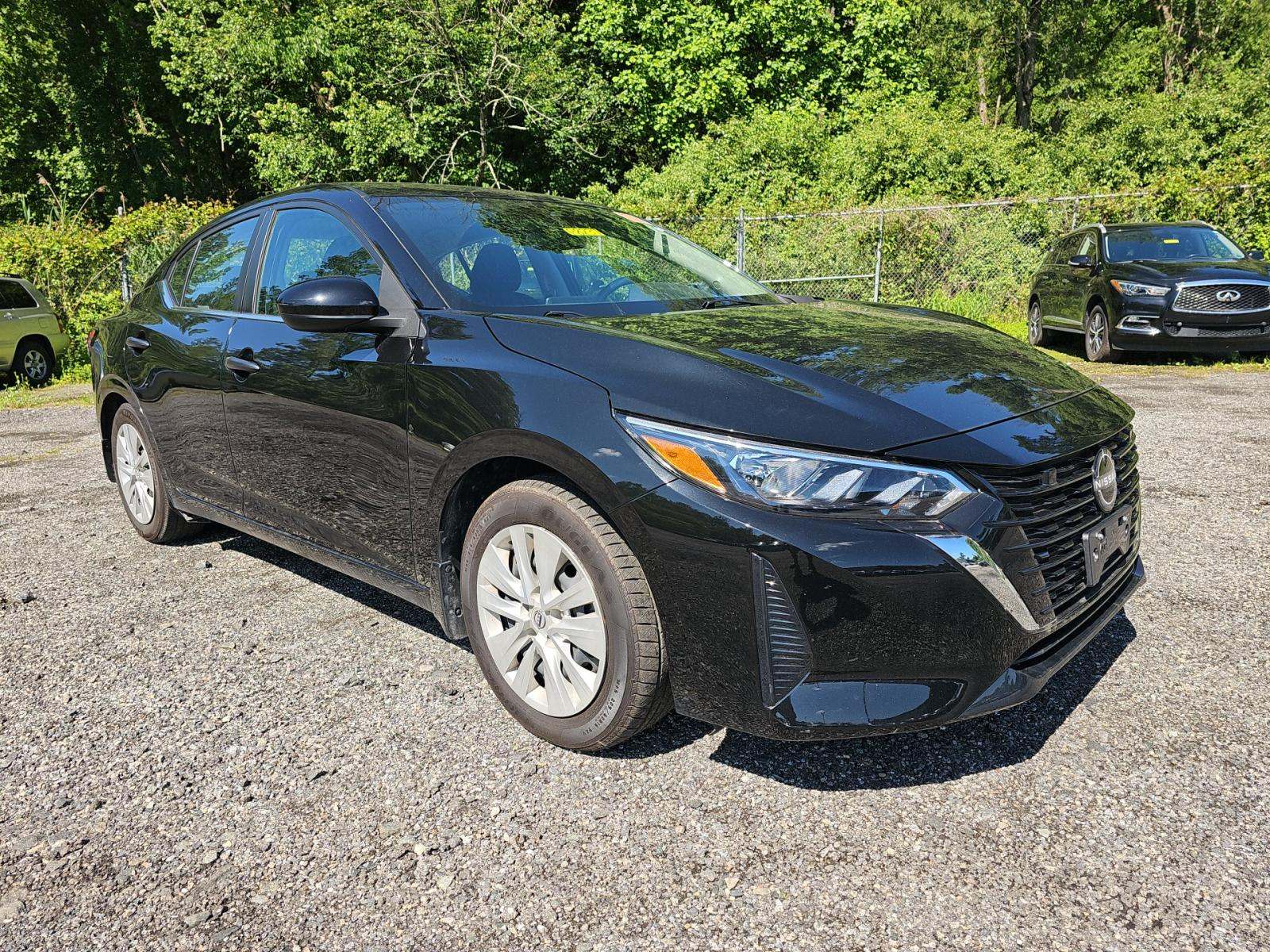 NISSAN SENTRA - 4