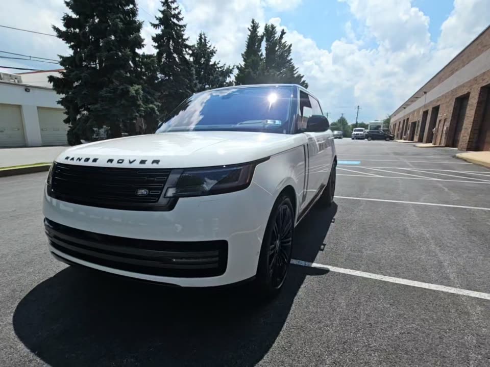 2023 Land Rover Range Rover SE AWD