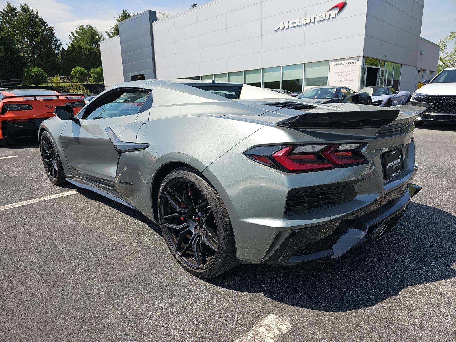 CHEVROLET CORVETTE - 2