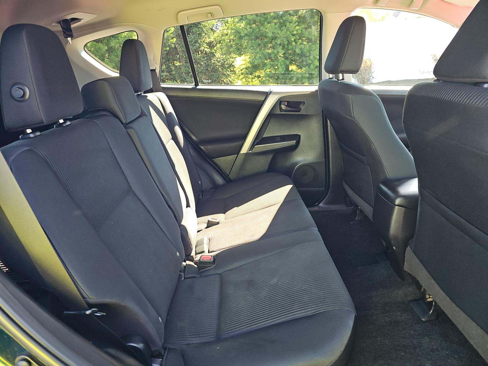 2018 Toyota RAV4 LE AWD