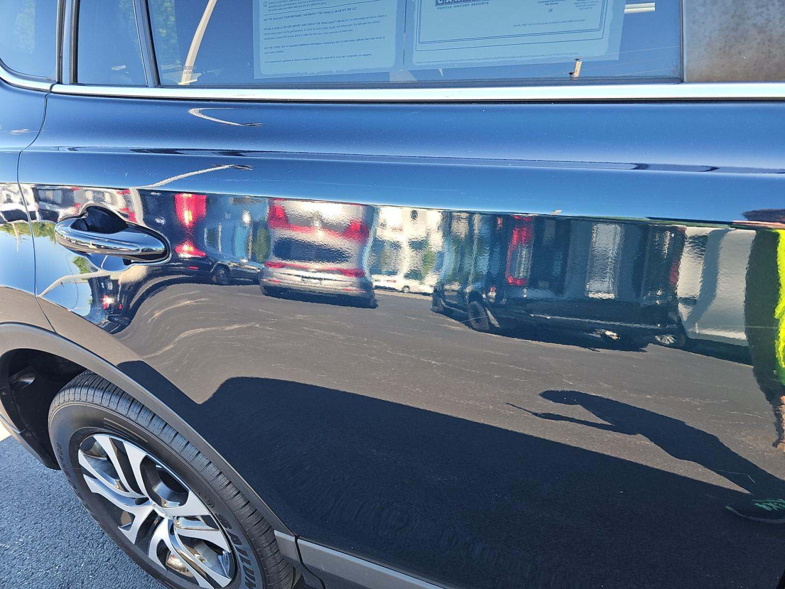 2018 Toyota RAV4 LE AWD