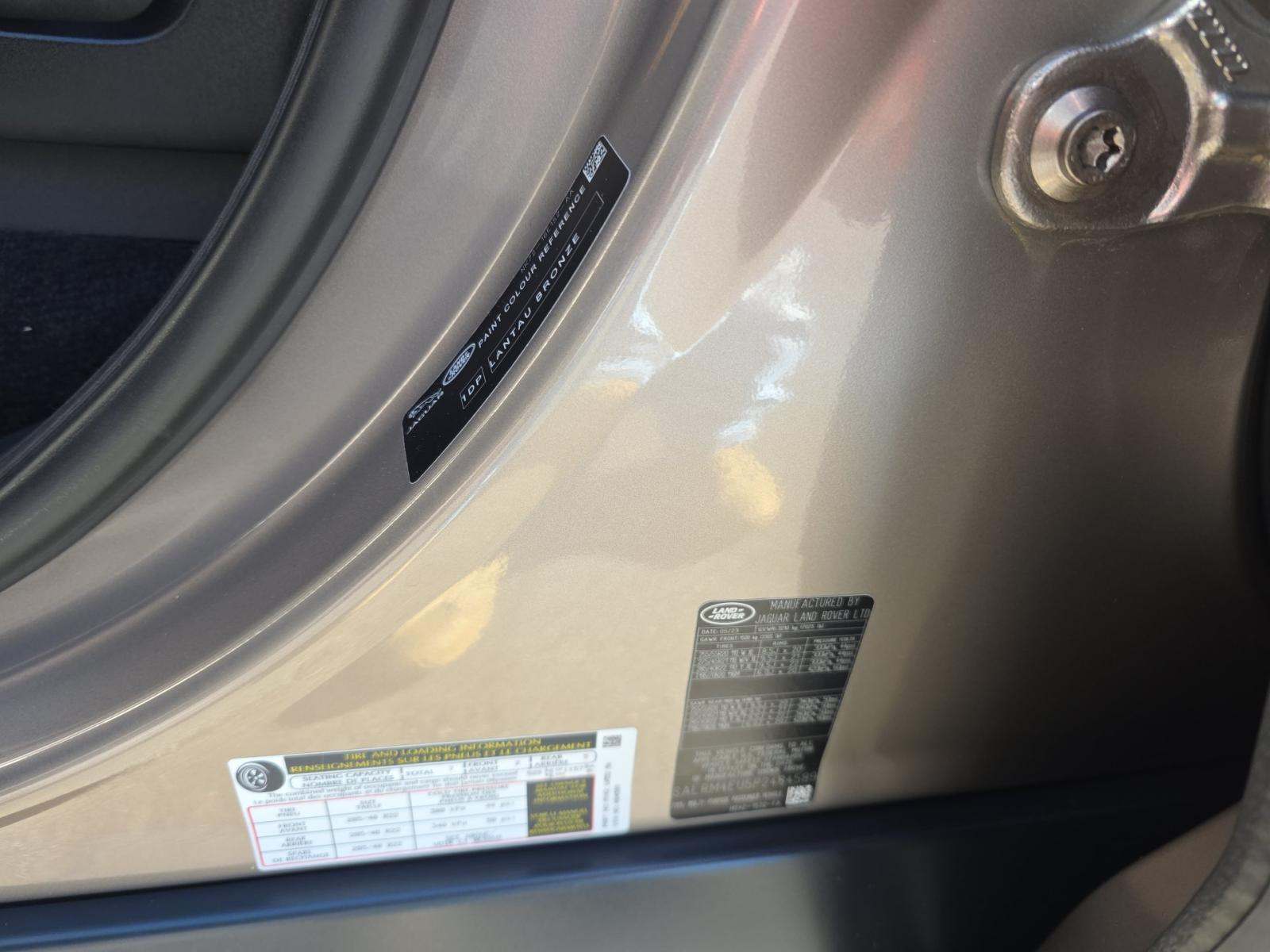 2023 Land Rover Discovery R-Dynamic HSE AWD