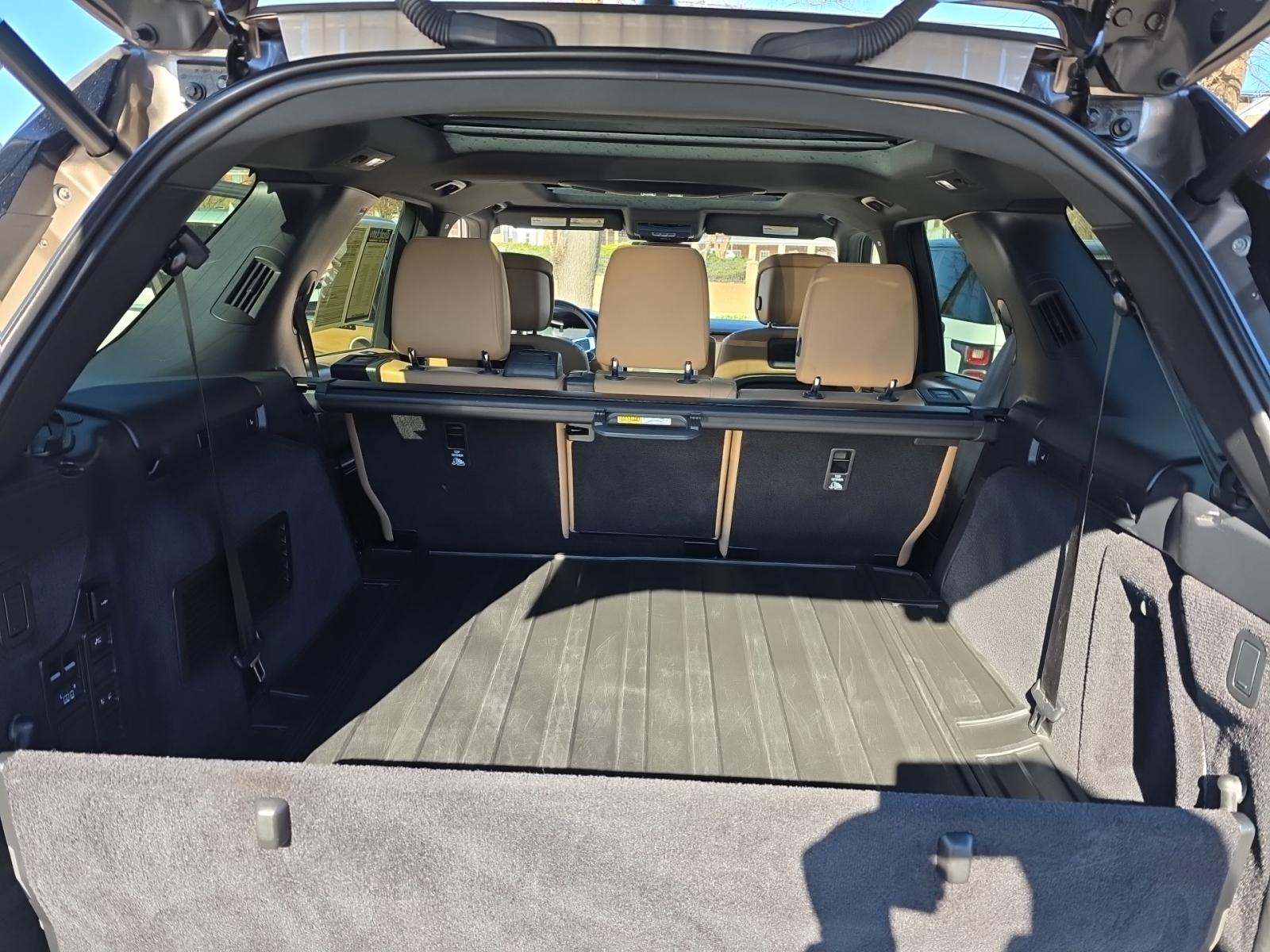 2023 Land Rover Discovery R-Dynamic HSE AWD