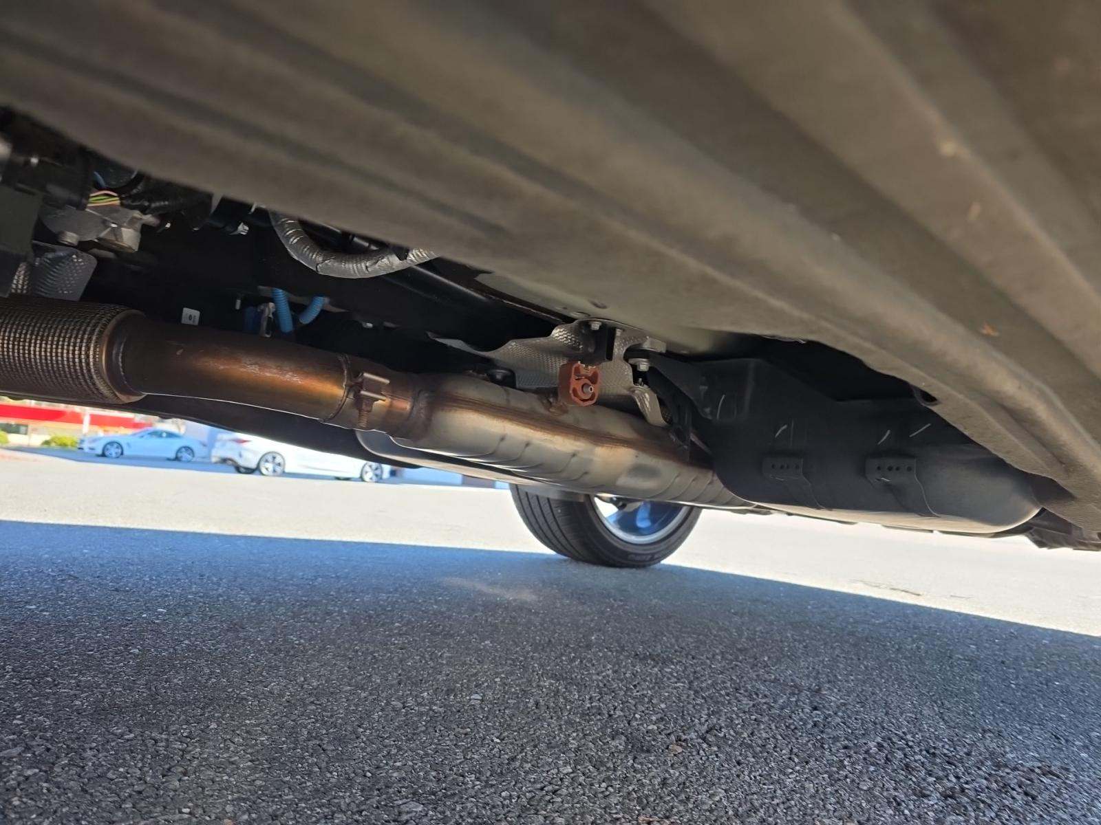 2023 Land Rover Discovery R-Dynamic HSE AWD