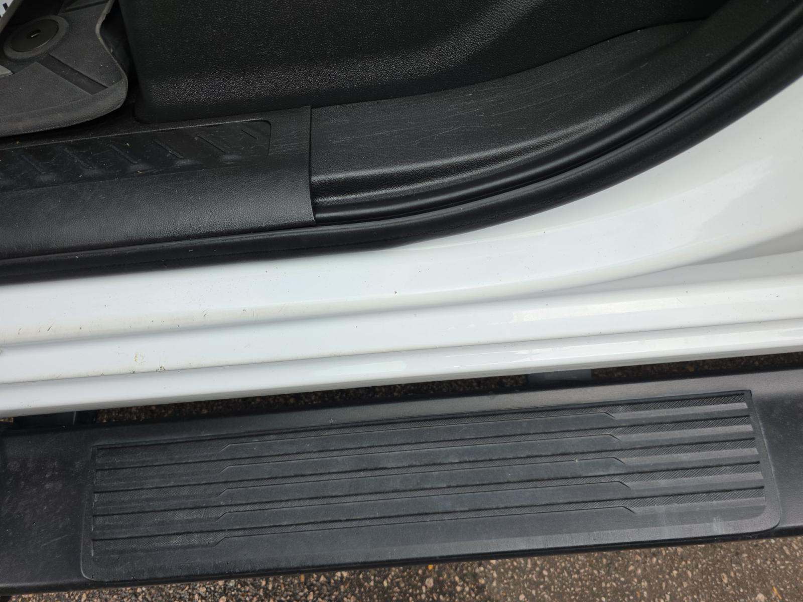 2023 Chevrolet Silverado 1500 Custom AWD