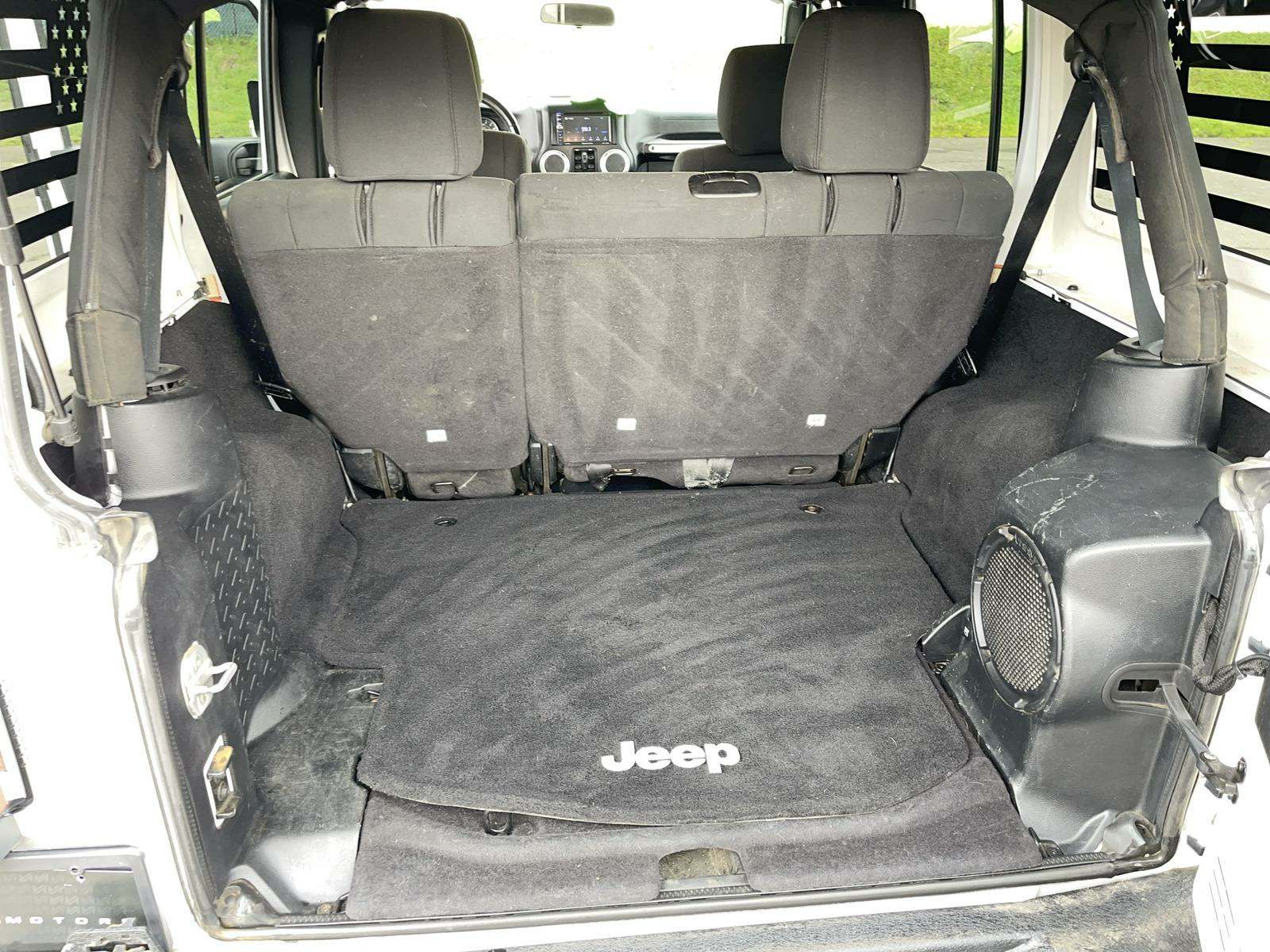 2012 Jeep Wrangler Sahara AWD