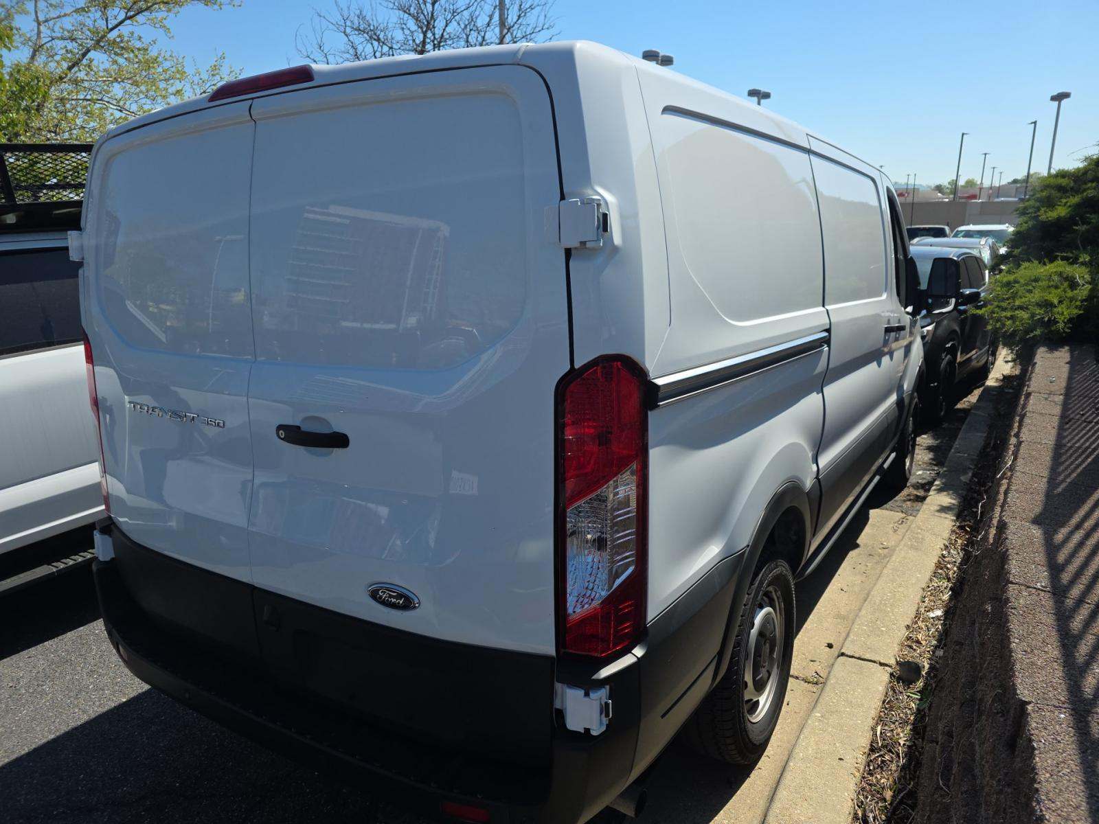 FORD TRANSIT 350 - 3