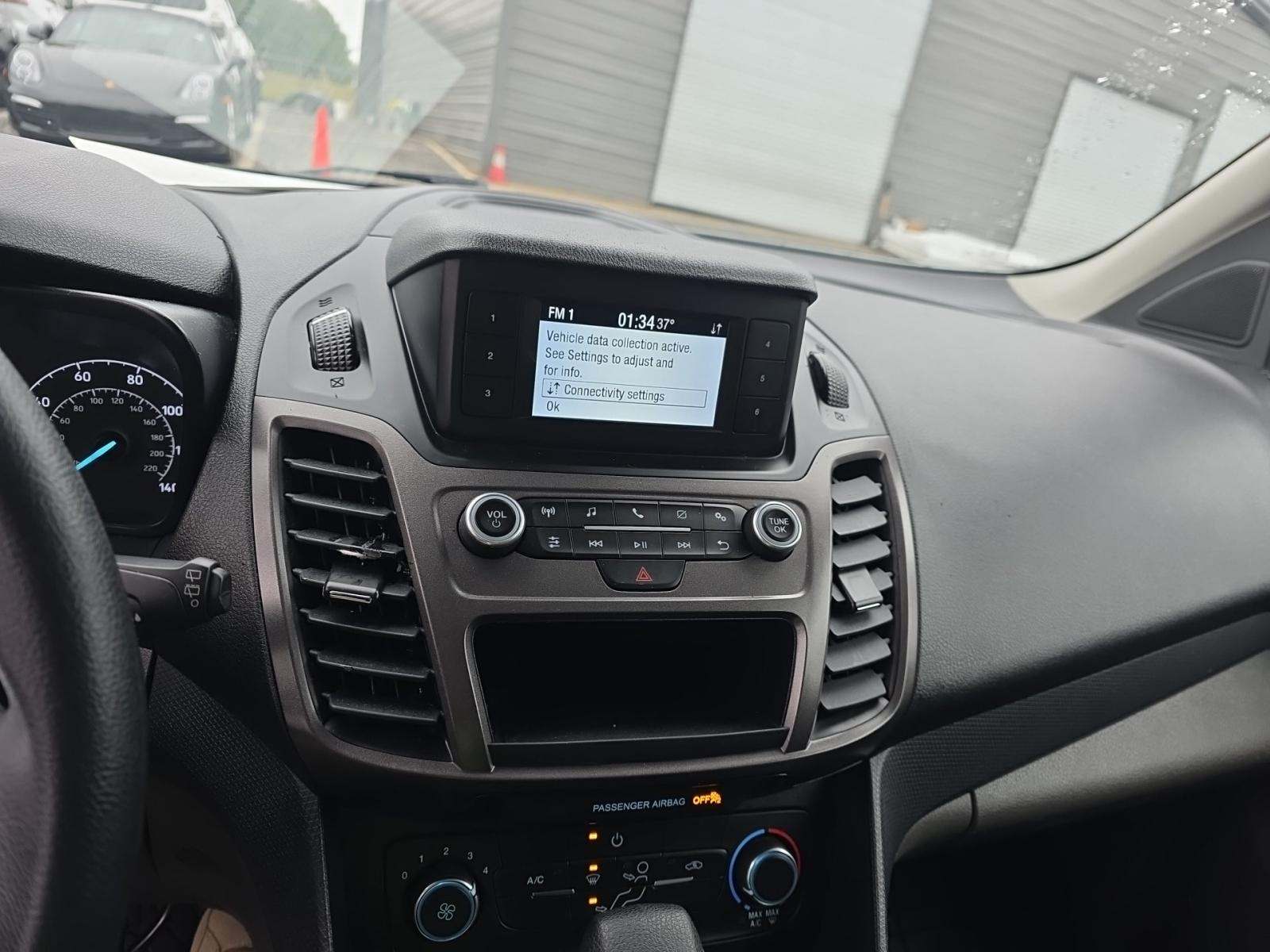 FORD TRANSIT CONNECT - 10
