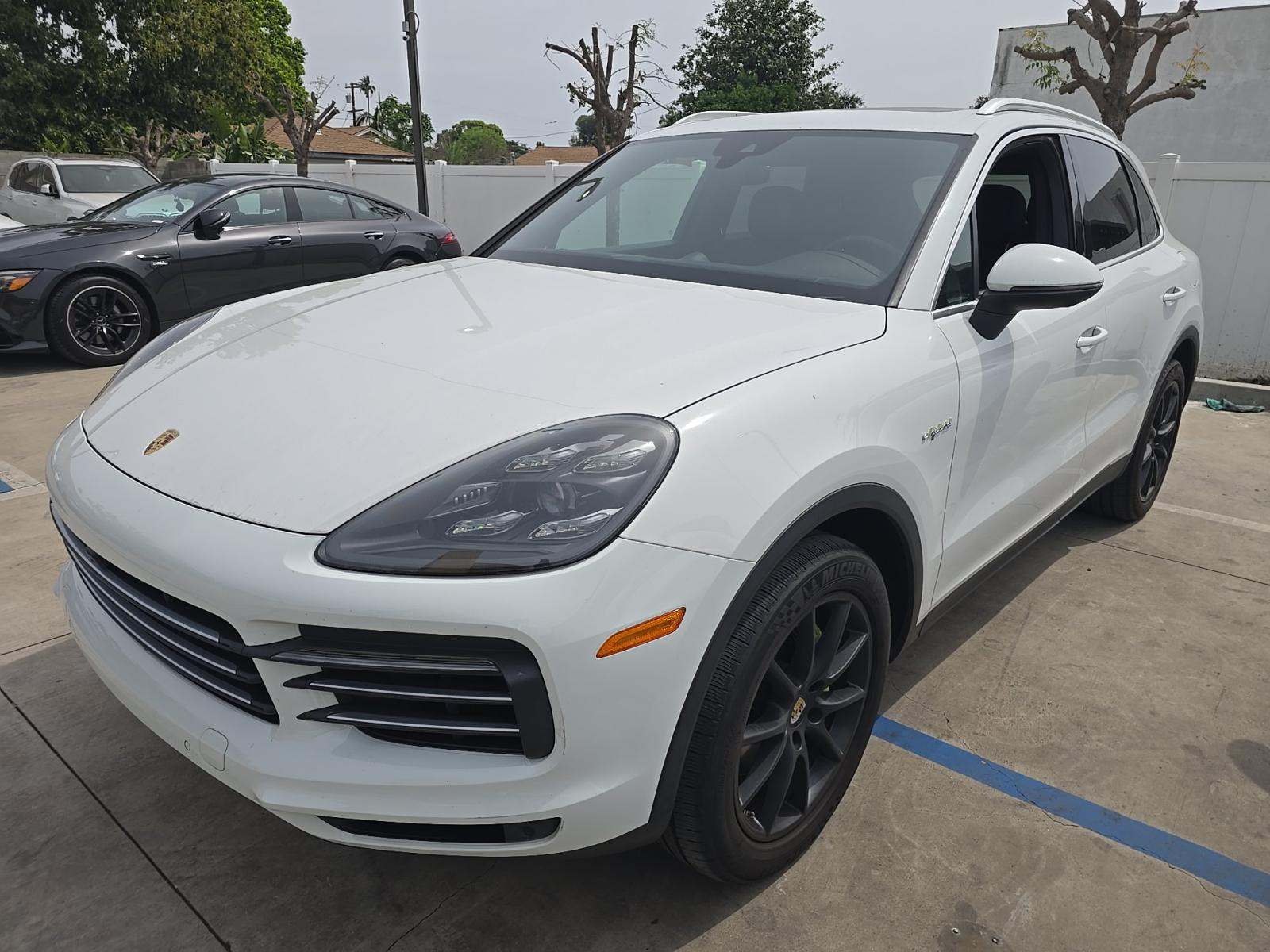 2019 Porsche Cayenne E-Hybrid AWD