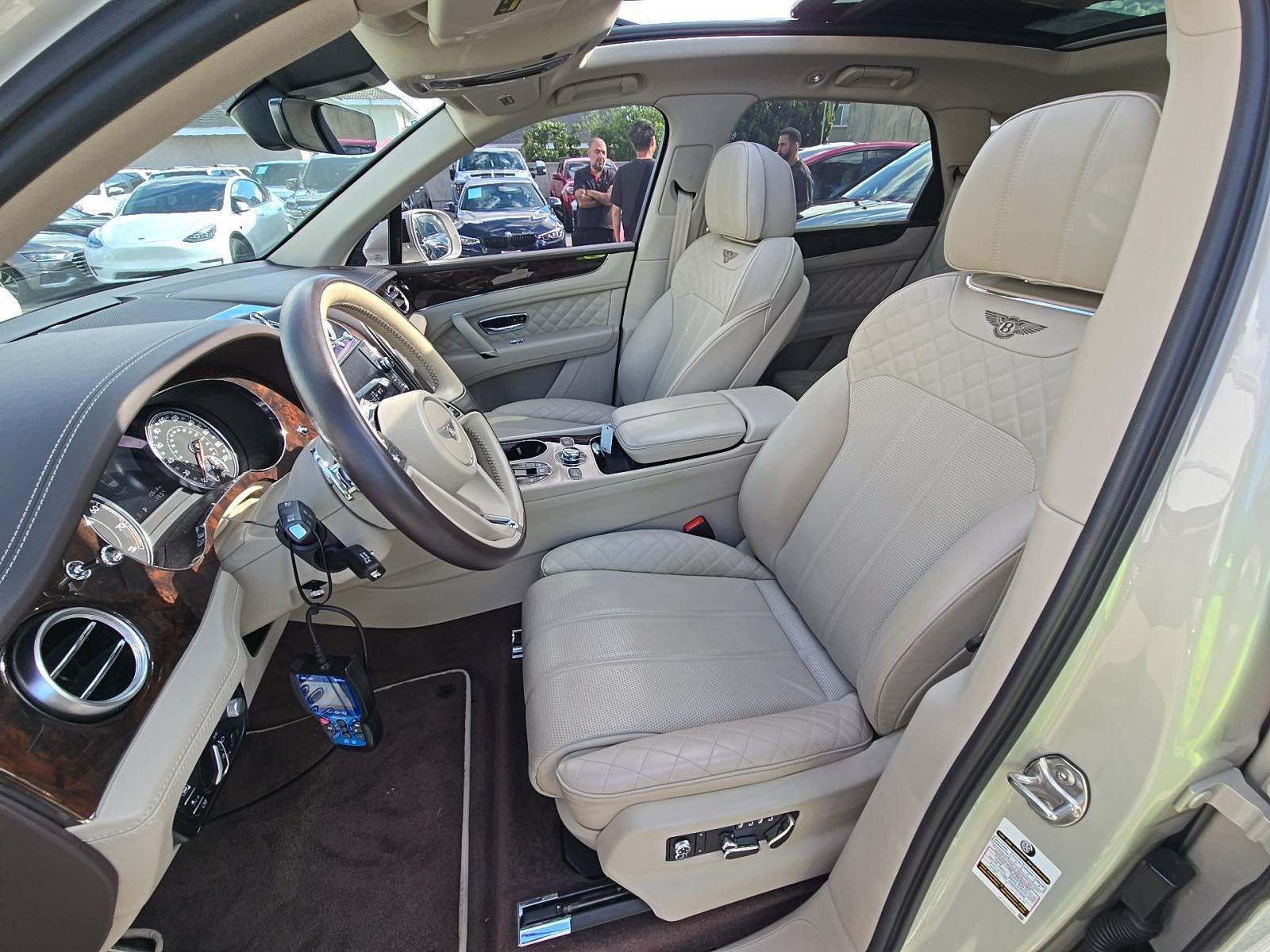 2019 Bentley Bentayga V8 AWD