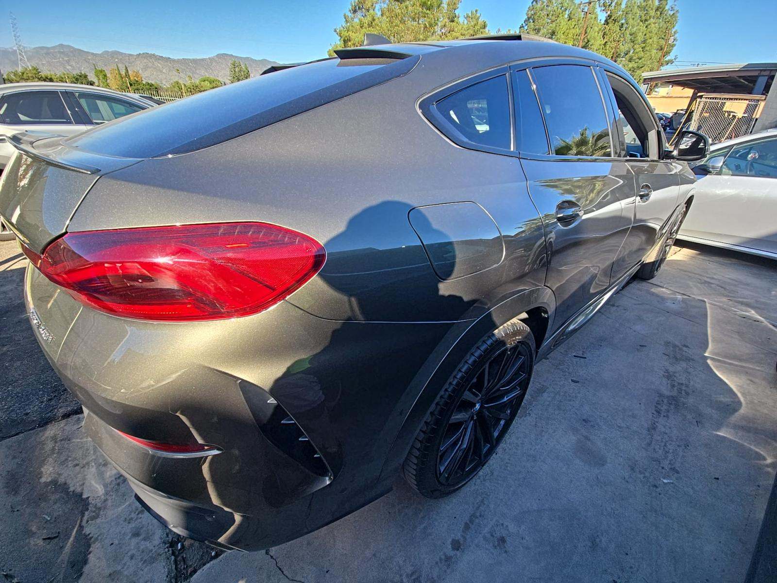 2023 BMW X6 xDrive40i AWD