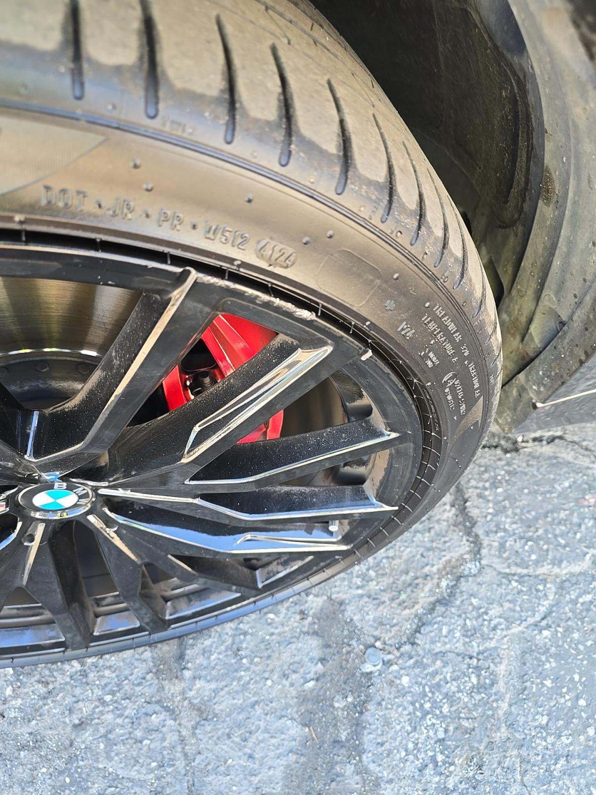 2023 BMW X6 xDrive40i AWD