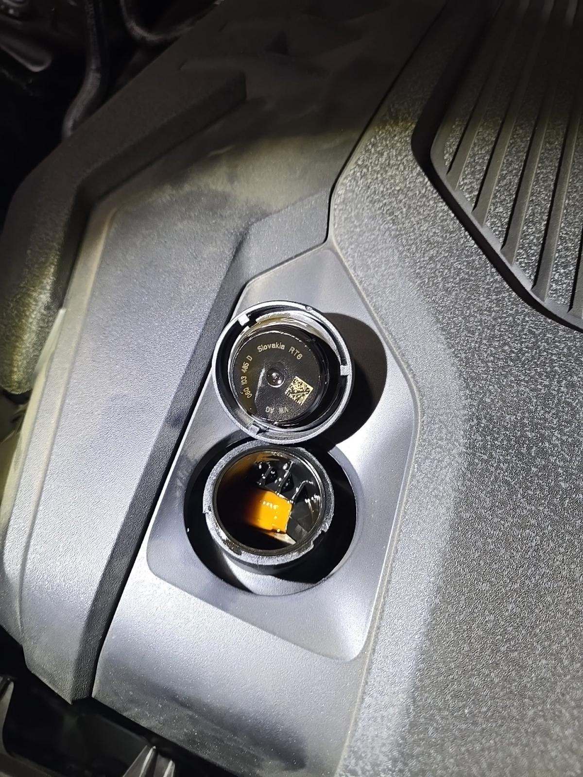 2023 Porsche Macan Base AWD