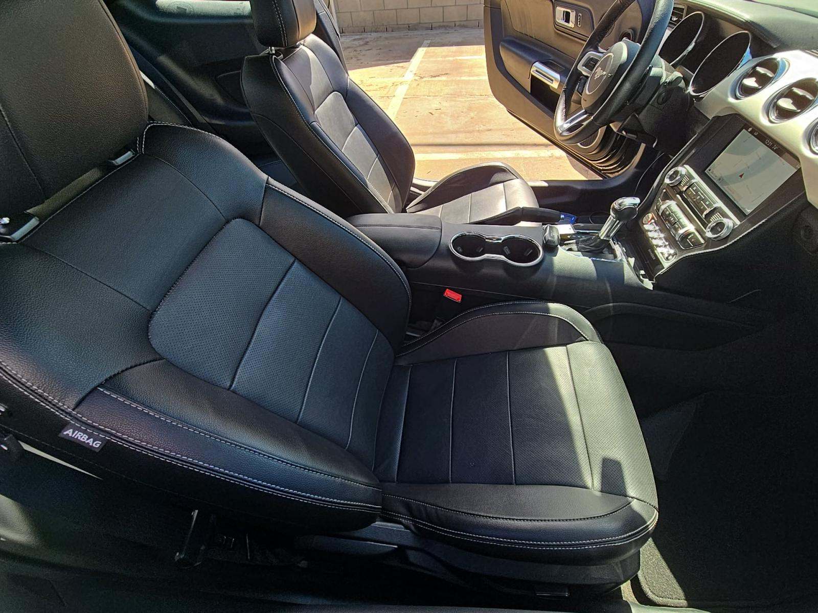 2017 Ford Mustang EcoBoost Premium RWD