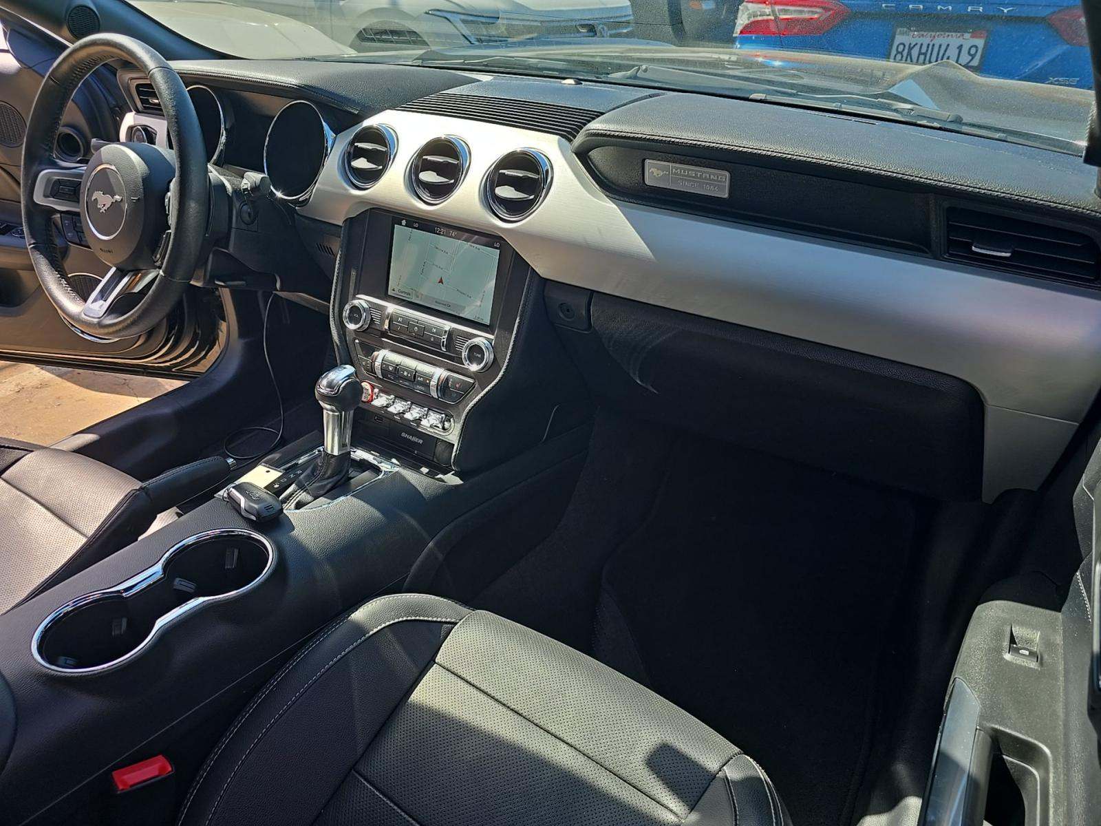 2017 Ford Mustang EcoBoost Premium RWD