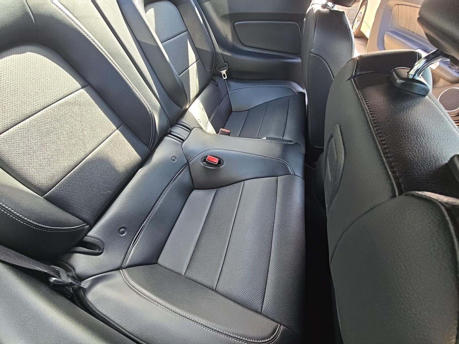 2017 Ford Mustang EcoBoost Premium RWD