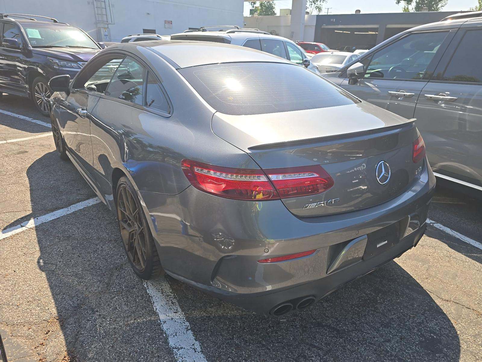 MERCEDES-BENZ E-CLASS - 2