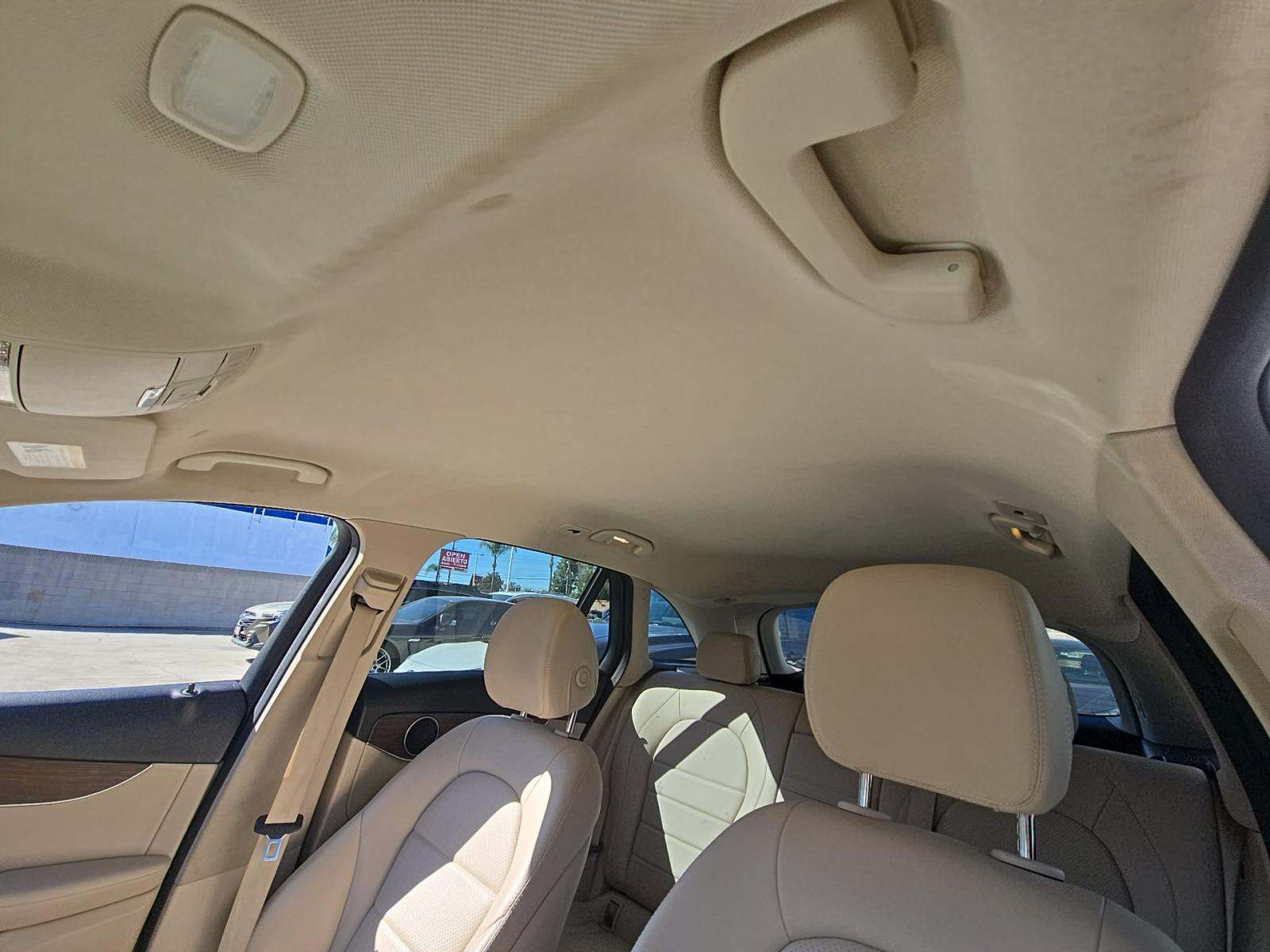 2022 Mercedes-Benz GLC GLC 300 RWD