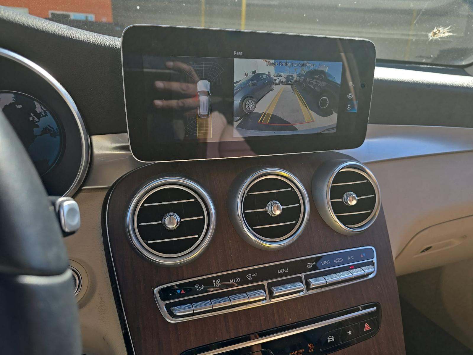 2022 Mercedes-Benz GLC GLC 300 RWD