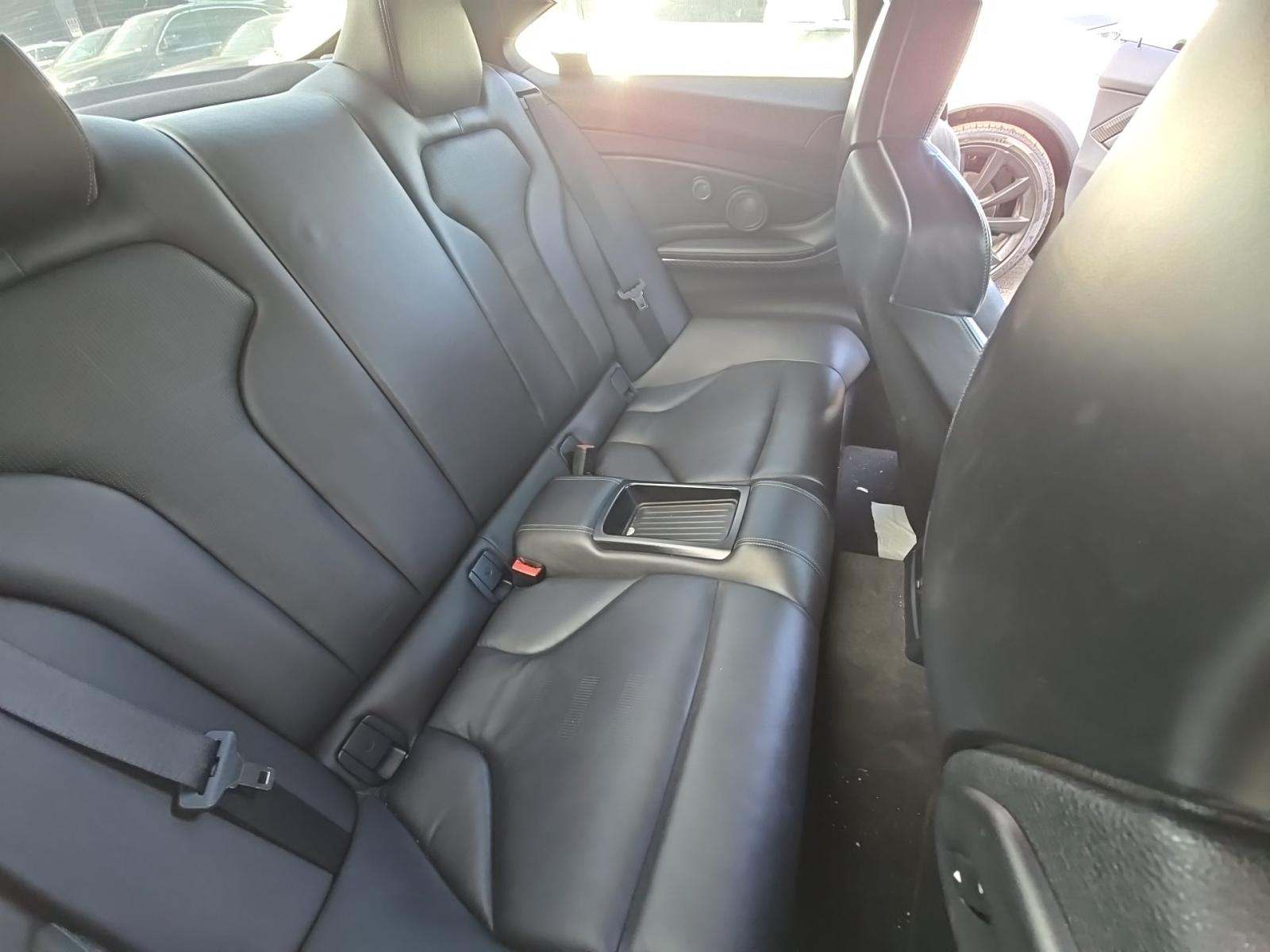 2015 BMW M4 Base RWD