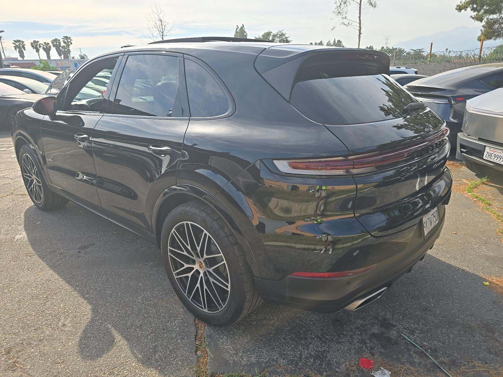 2024 Porsche Cayenne Base AWD