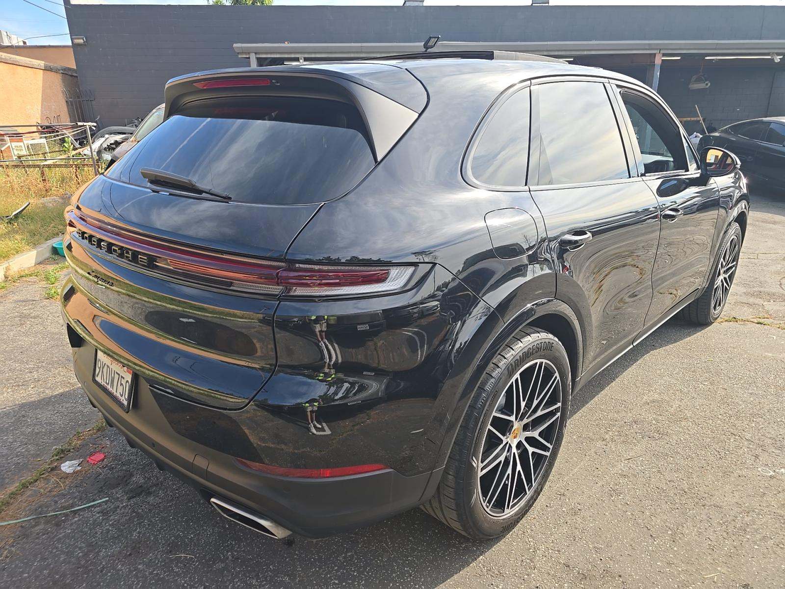 2024 Porsche Cayenne Base AWD