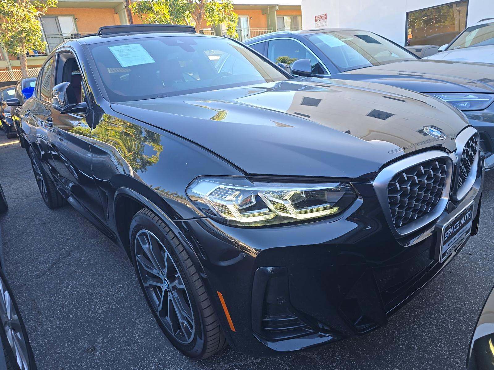 2022 BMW X4 xDrive30i AWD