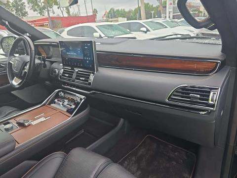 2022 Lincoln Navigator Black Label AWD