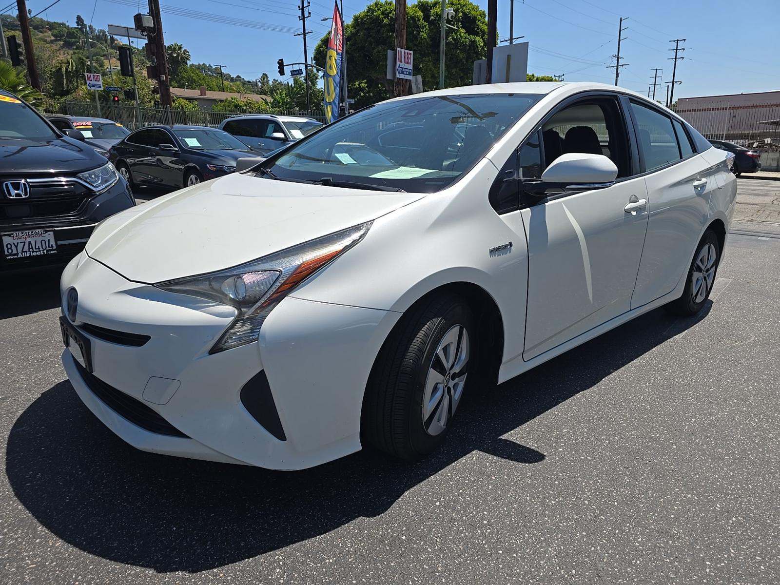 TOYOTA PRIUS - 1