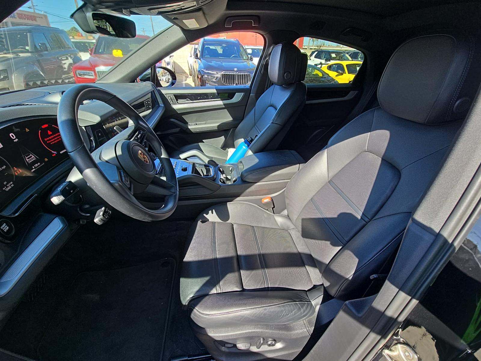 2024 Porsche Cayenne Base AWD