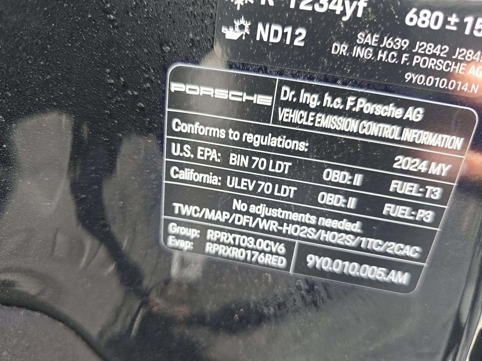 2024 Porsche Cayenne Base AWD