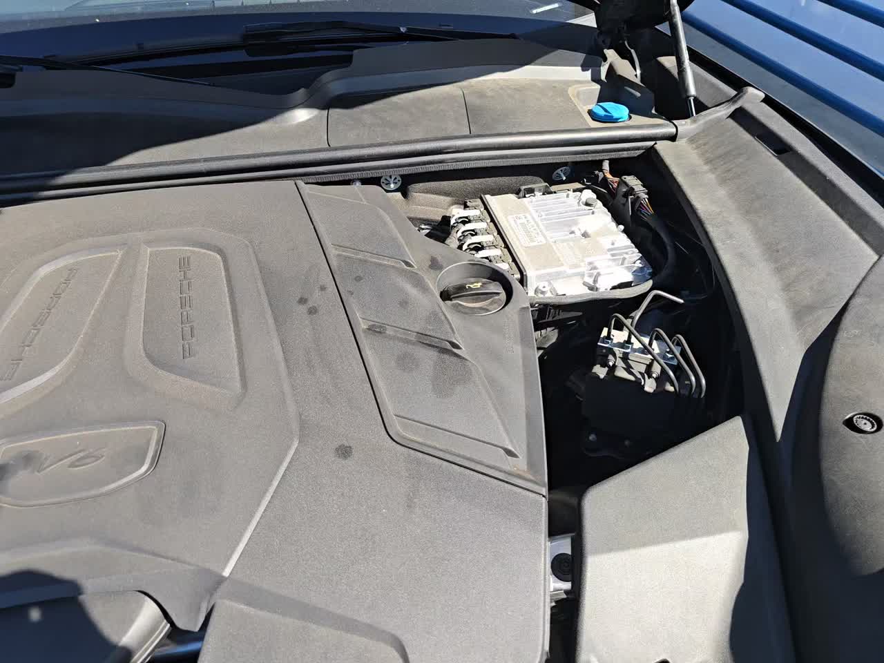 2024 Porsche Cayenne Base AWD