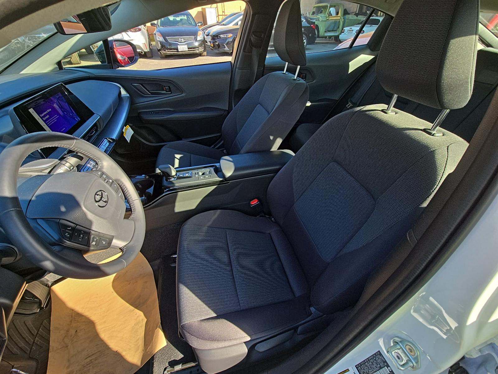 2024 Toyota Prius LE FWD