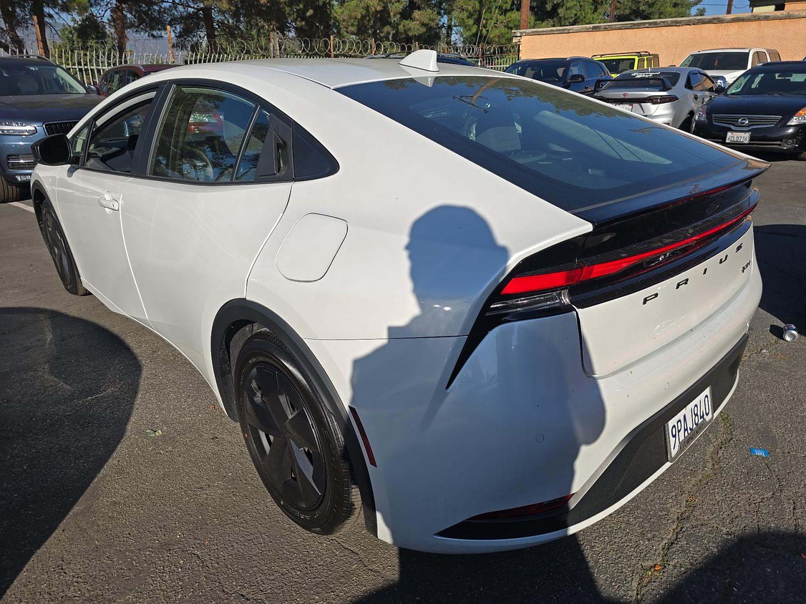 2024 Toyota Prius LE FWD