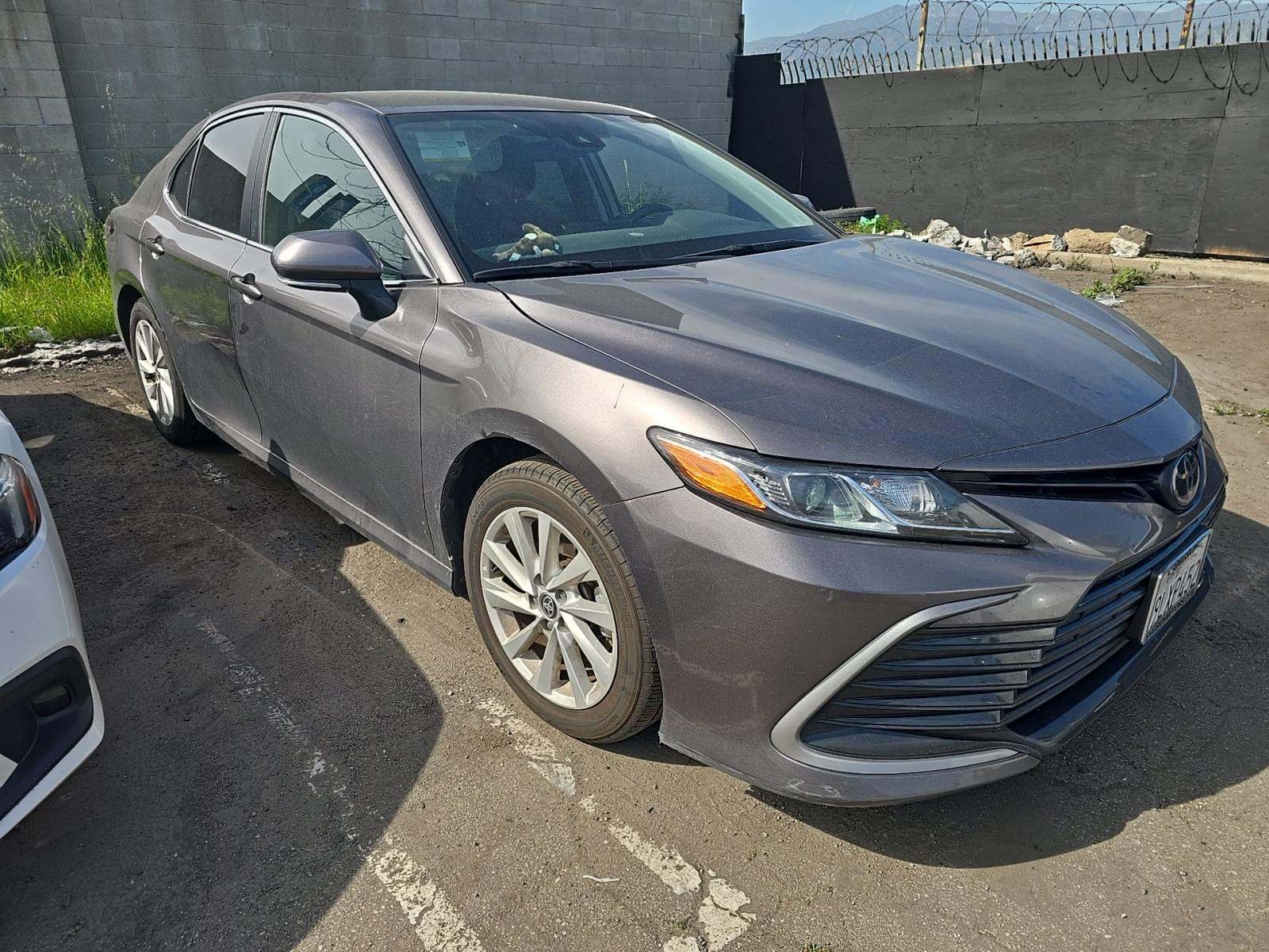 2024 Toyota Camry LE FWD