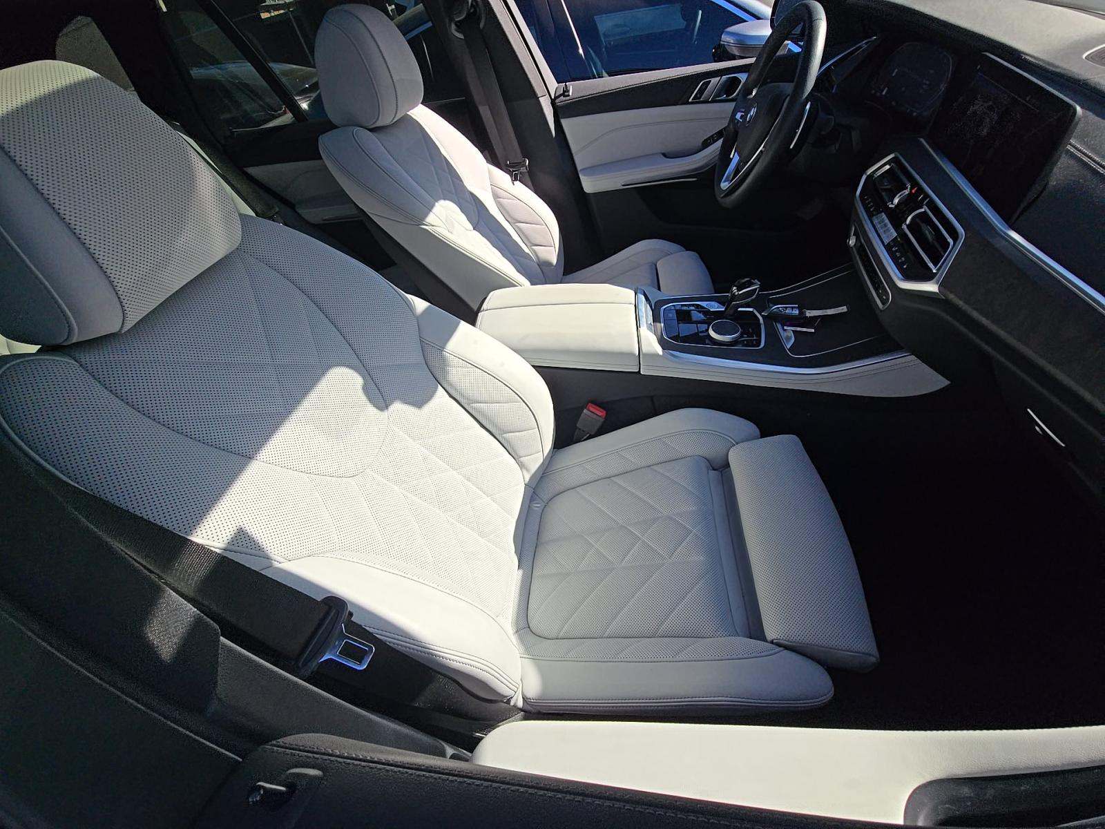 2023 BMW X5 xDrive40i AWD