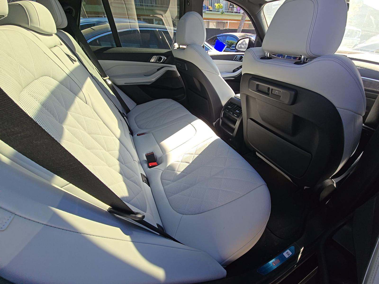 2023 BMW X5 xDrive40i AWD