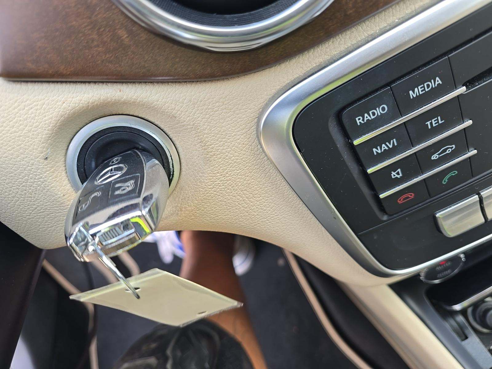 MERCEDES-BENZ GLA-CLASS - 8