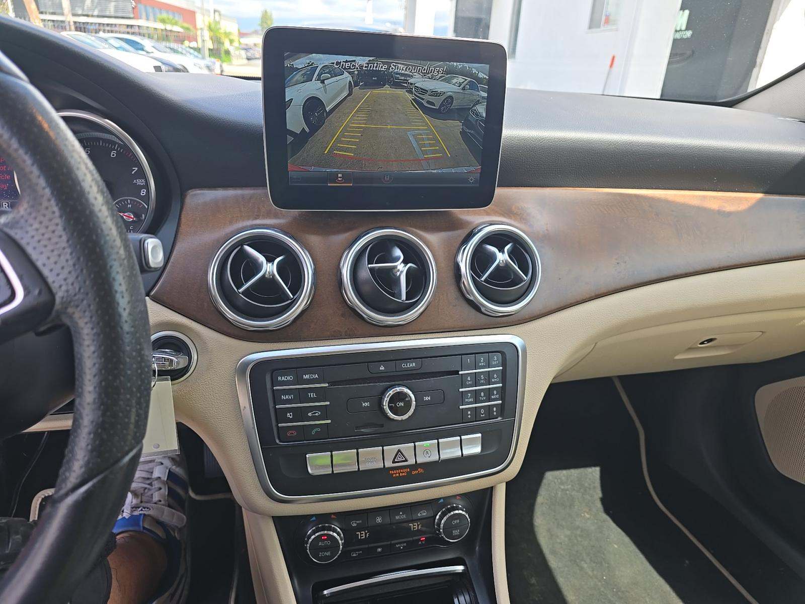 MERCEDES-BENZ GLA-CLASS - 10